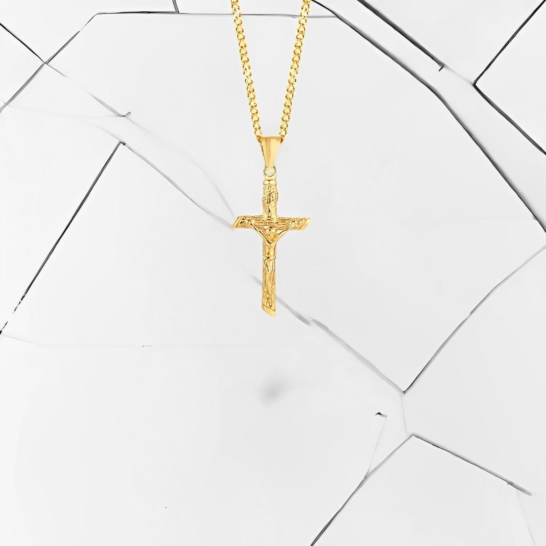 Crucifix Pendant - 18k Gold - Bltprf